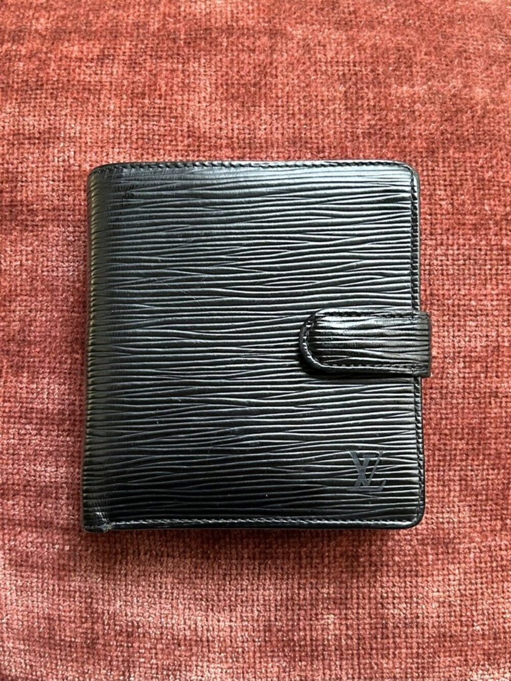 LOUIS VUITTON Epi Leather Wallet, Black